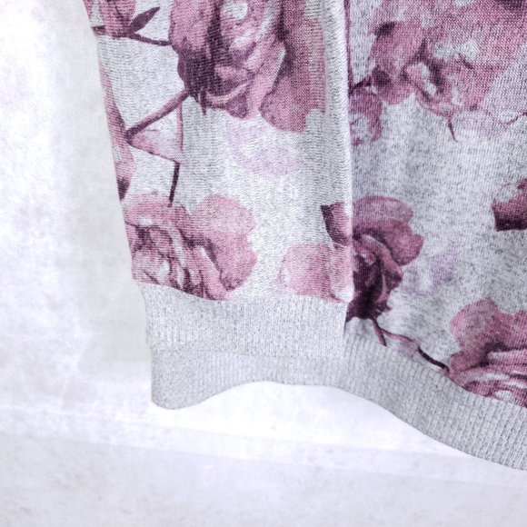 Lane Bryant Size 18/20 Rose Print Floral Knit Long Sleeve Pullover Sweater Top - Picture 3 of 6